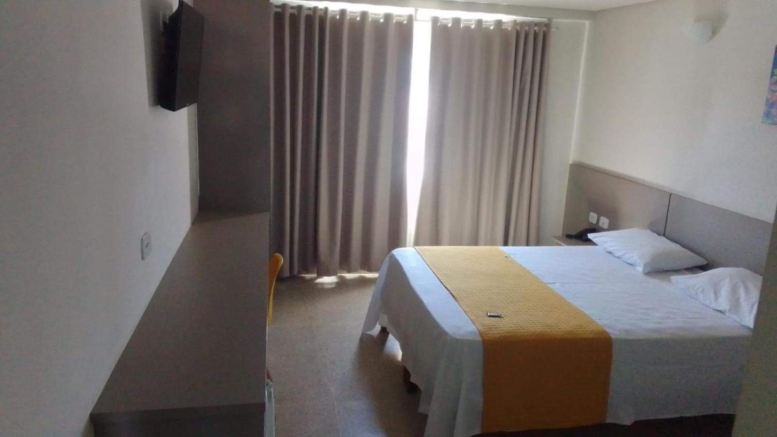 Itumbiara Palace Hotel Zewnętrze zdjęcie